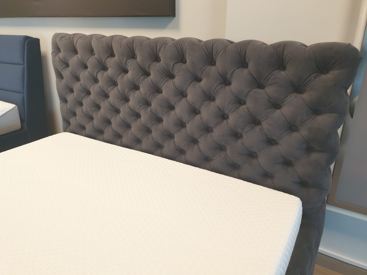 wysoki zagłówek pikowany 
Havana