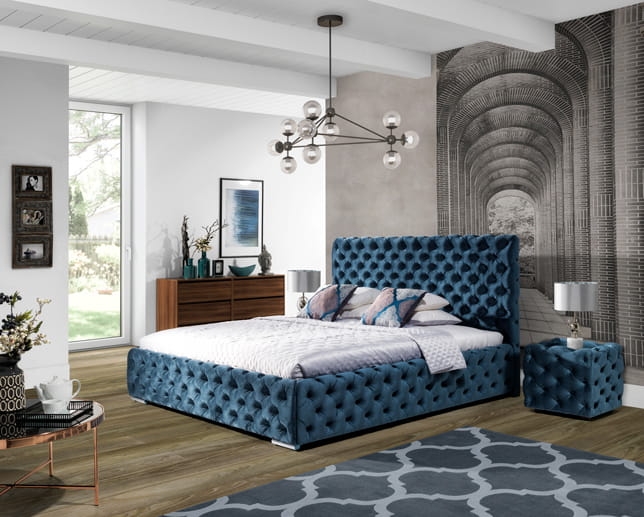 Hawana – luksusowe łóżko z gęsto pikowanym zagłówkiem, solidną ramą i opcjonalnym pojemnikiem. Styl, wygoda i elegancja w jednym meblu do sypialni.