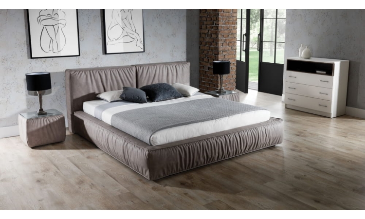 Nowoczesne łóżko z geometrycznym zagłówkiem i możliwością wyboru stelaża oraz tkaniny. Styl, komfort i funkcjonalność w jednym – idealne do każdej sypialni.