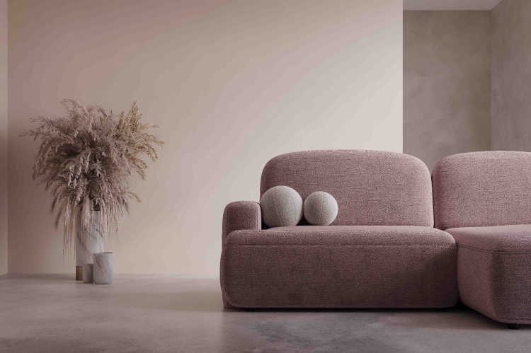 Stylowy narożnik Alivar w nowoczesnym wydaniu. Delikatne kształty, włoski klimat i funkcja spania tworzą idealne miejsce relaksu. Dodatkowo – pojemnik na pościel.