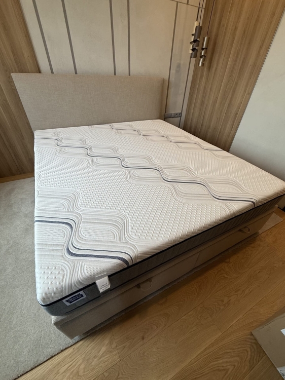 lozko-skandynavia-zaglowek-wysoki-tkanina