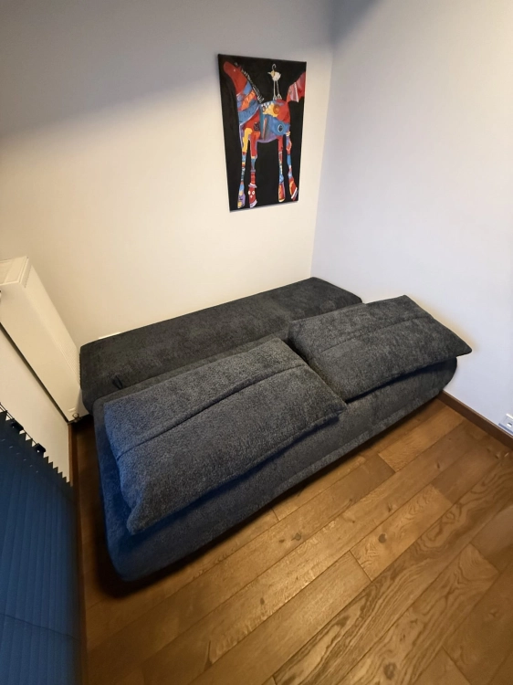 sofa-buffo-szara-minimalistyczna